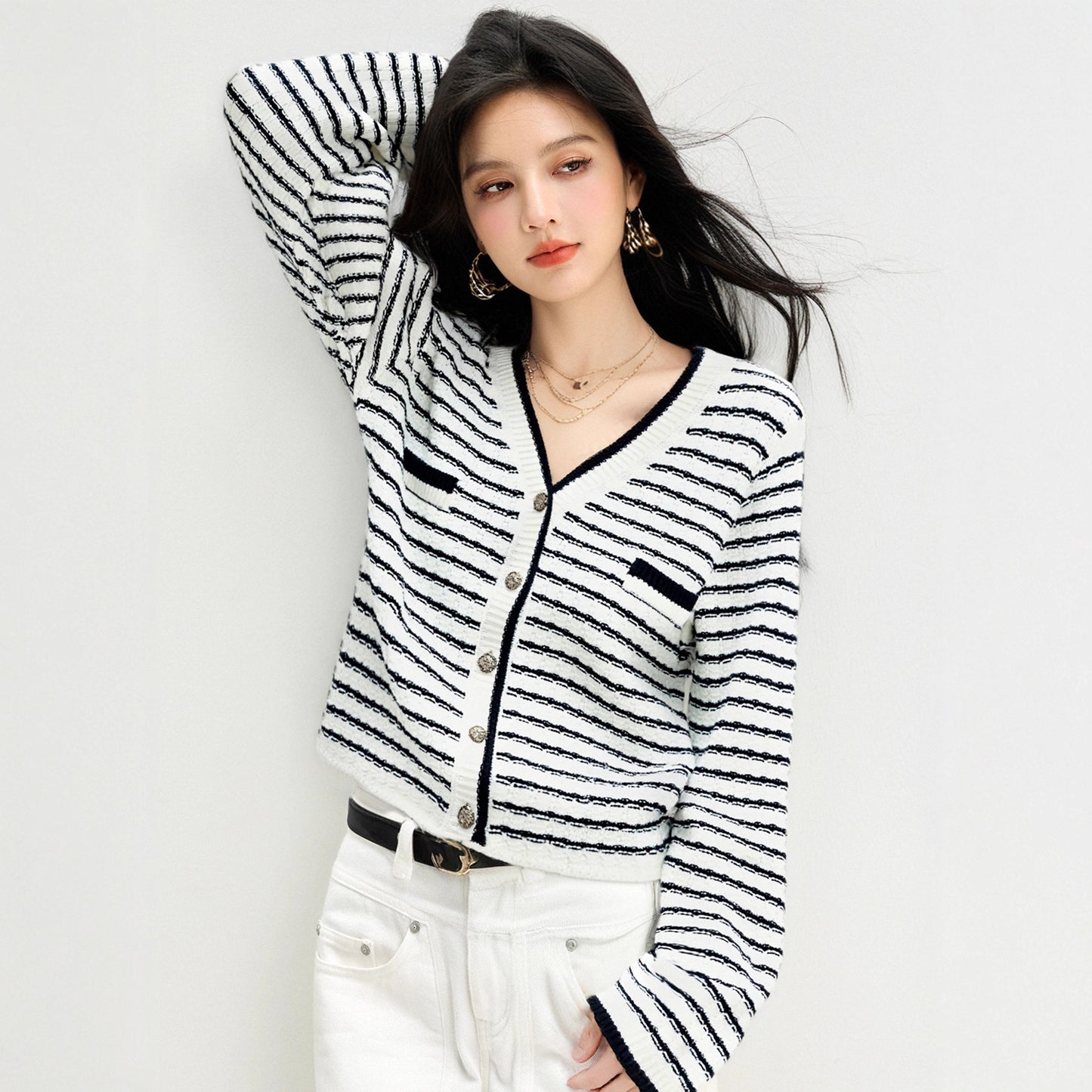 Style Minimalist Design Knit Top for Women, Stripe Cardigan, Charming V-Neck Sweater Jacket
