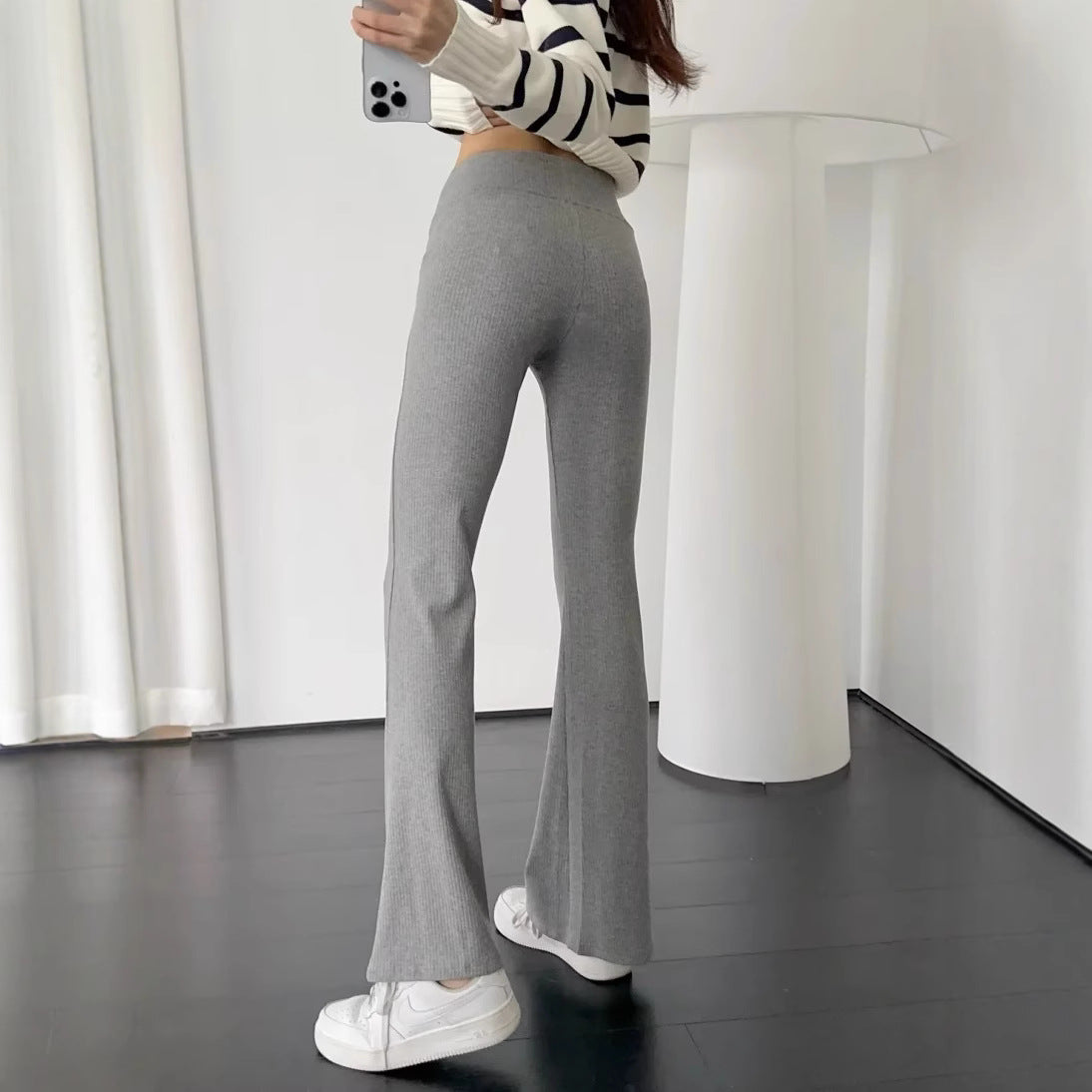 Knitted micro pull floor pants