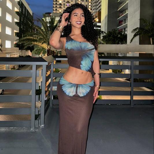 Slant shoulder exposed navel printed vest slim fit hip hugging half skirt set for women
